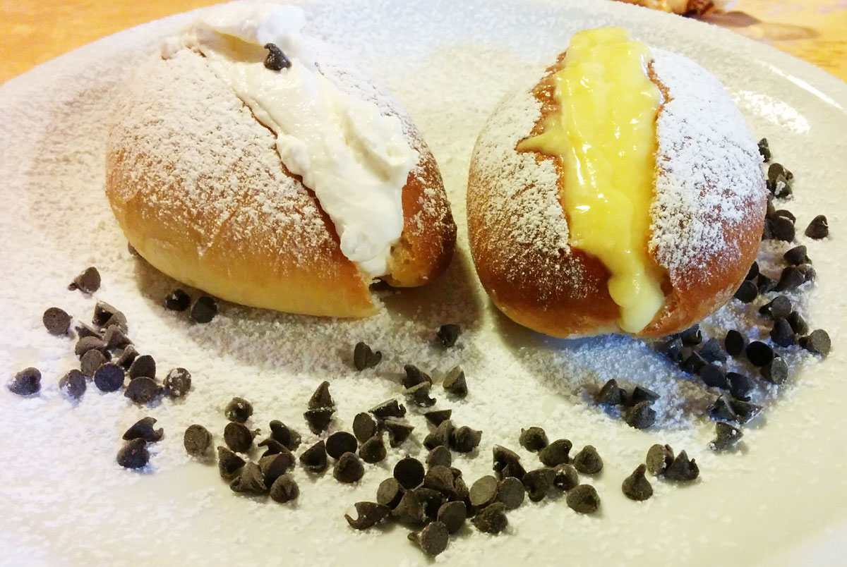 Breakfast at the guesthouse Casale Bosco